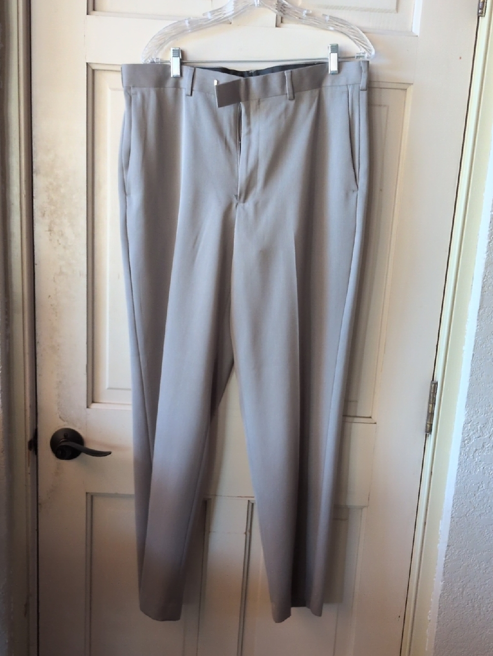 Axist Men's Dress Pants in Light Gray